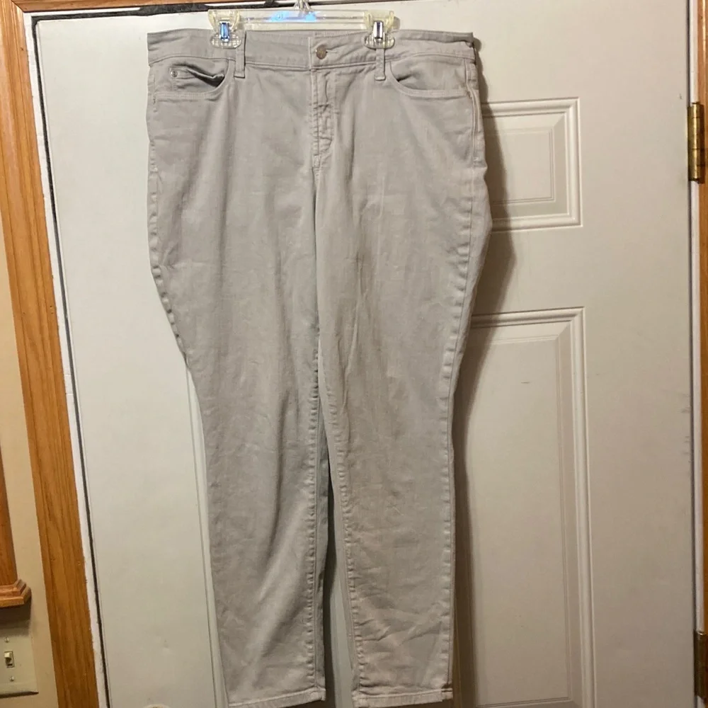 NYDJ comfortable slim